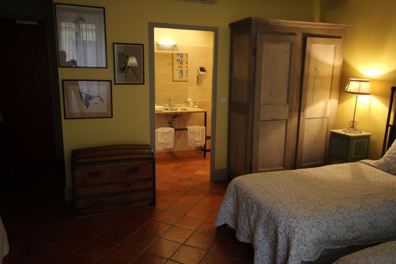 Hostellerie Provencale ユゼ エクステリア 写真