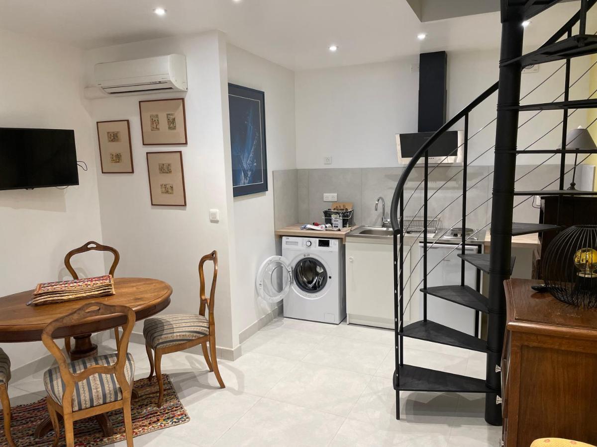 Hostellerie Provencale ユゼ エクステリア 写真