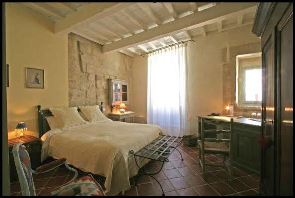 Hostellerie Provencale ユゼ エクステリア 写真