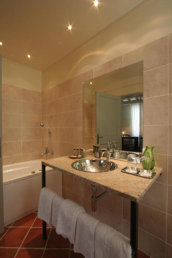 Hostellerie Provencale ユゼ 部屋 写真